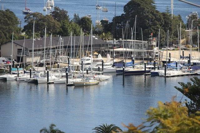 how to get to middle harbour yacht club