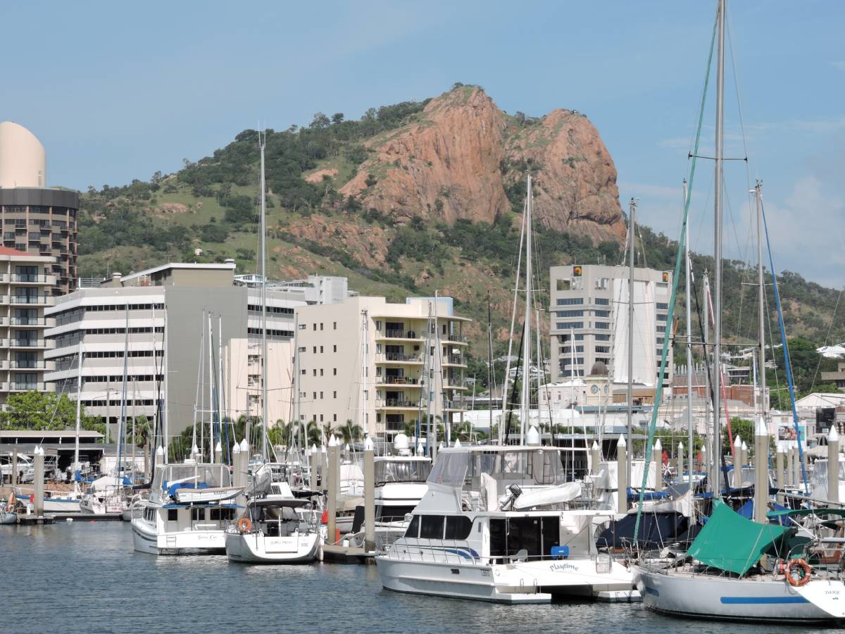 townsville yacht club mooring fees